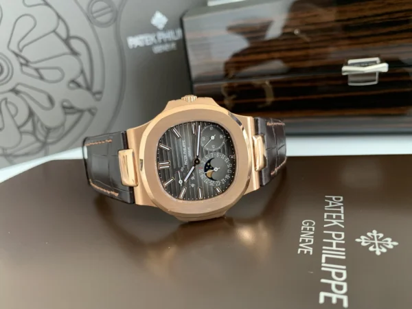 5712R - Patek Philippe NAUTILUS - Image 7