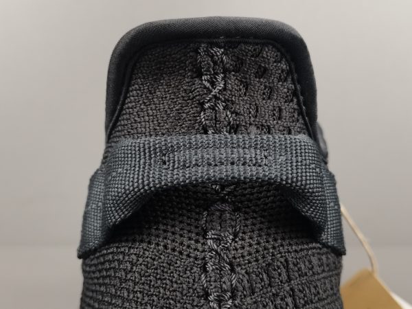 Yeezy Boost 350 V2 Onyx - Image 12
