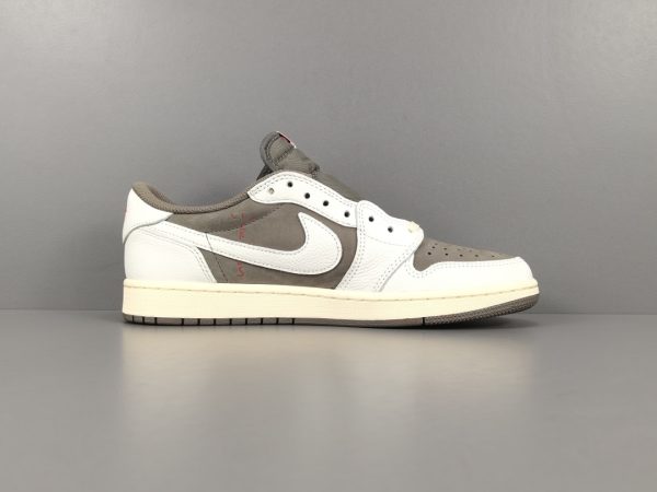 Travis Scott  x Air Jordan 1 Low OG ＂Reverse Mocha ＂ - Image 18