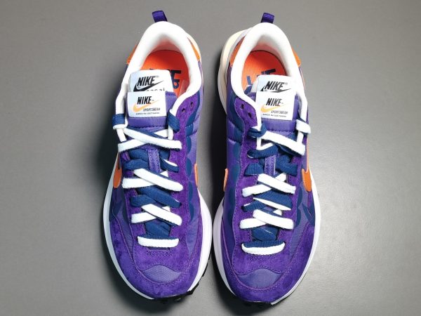 Sacai x NK VaporWaffle ＂Dark leis＂ - Image 4