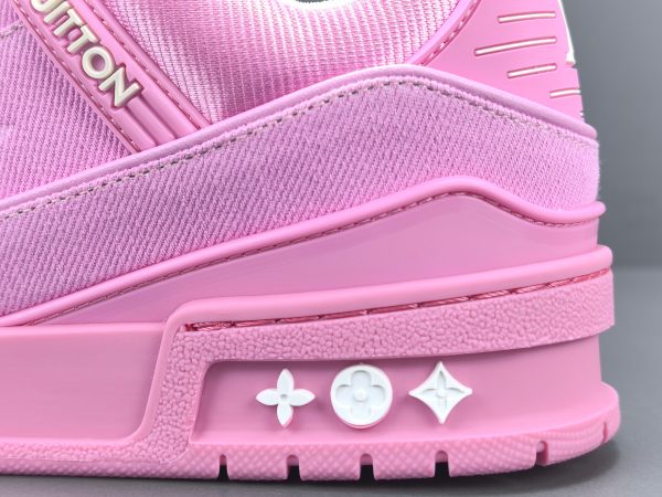 Trainer - Image 13