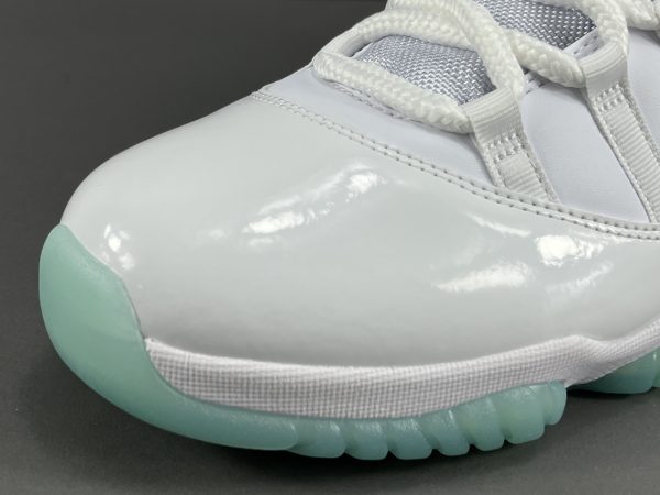 Air Jordan 11 retro legend blue - Image 10
