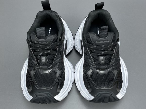 10XL - Image 4