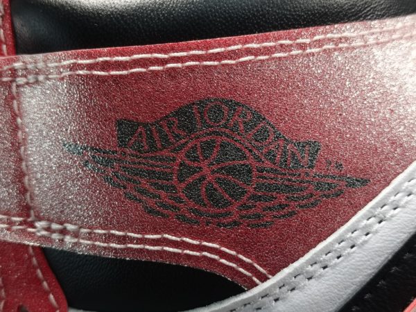 Air Jordan 1 Retro High OG“Freeze Out” - Image 9