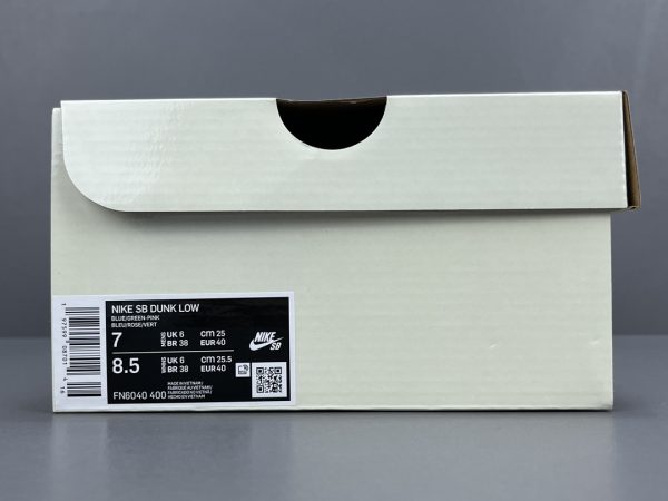 Verdy x Nike Dunk SB - Image 12