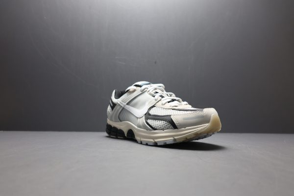 Nike Zoom Vomero 5 - Image 7