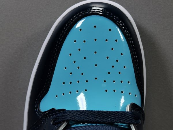 Air Jordan 1 Retro High Blue Chill - Image 9