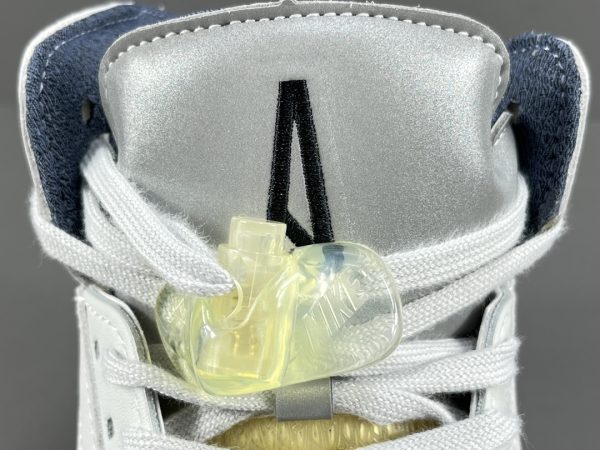 A MA MANEERE x Jordan  Air Jordan 5 “Photon Dust ＂ - Image 11