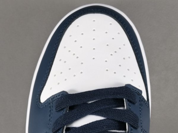 NIKE DUNK LOW P - Image 9
