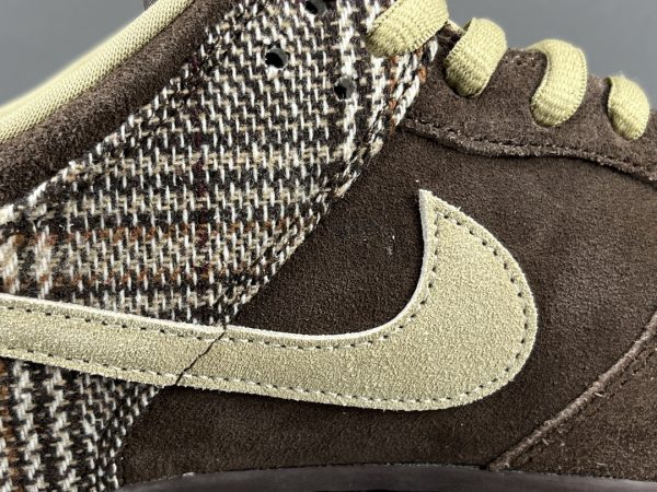 Nike DUNK SB Low  Tweed - Image 11