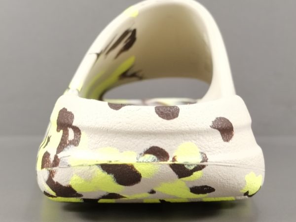 Adidas originals  Yeezy Slide “MX Cream “ - Image 12