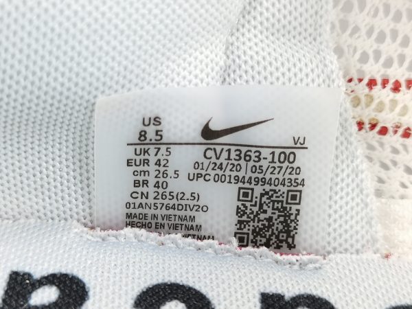 Sacai x NiKe VaporWaffle ＂Royal Fuchsia ＂ - Image 13