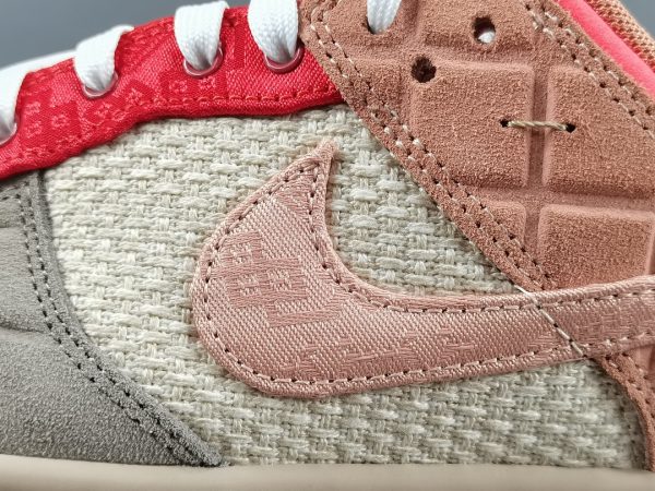 CLOT x NIKE DUNK Low ＂What The? CLOT ＂ - Image 14