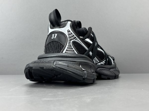 3XL - Image 5