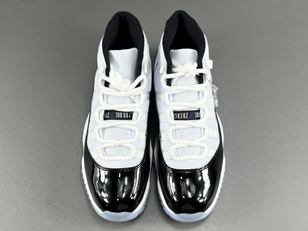 Air Jordan 11 Concord （2018) - Image 4