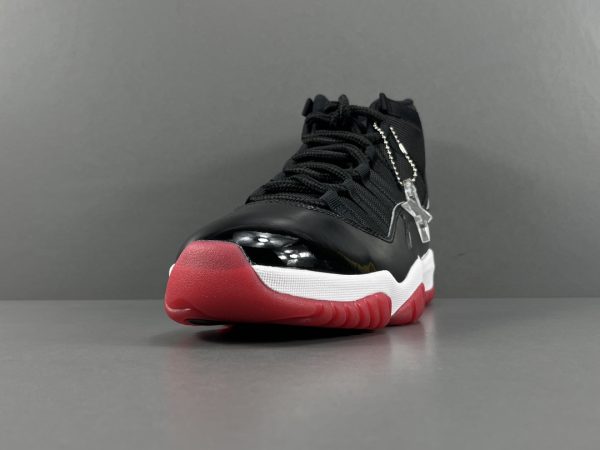 Air Jordan 11 Bred - Image 3