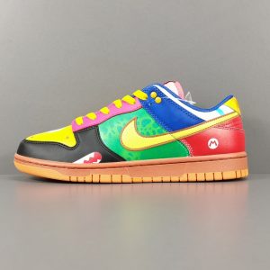 Nike DUNK Low SE “Free.99