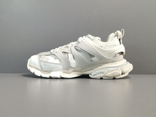Track - Image 11