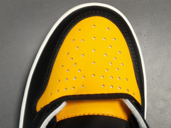 Air Jordan 1 High OG “Yellow Toe” Retro Casual Basketball Shoes - Image 12