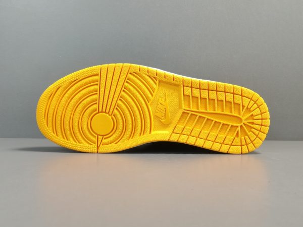 Air Jordan 1 High OG “Yellow Toe” Retro Casual Basketball Shoes - Image 13