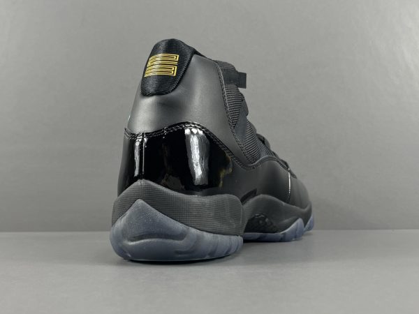 Air Jordan 11 retro gamma blue - Image 5