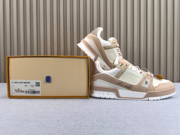 Trainer - Image 12