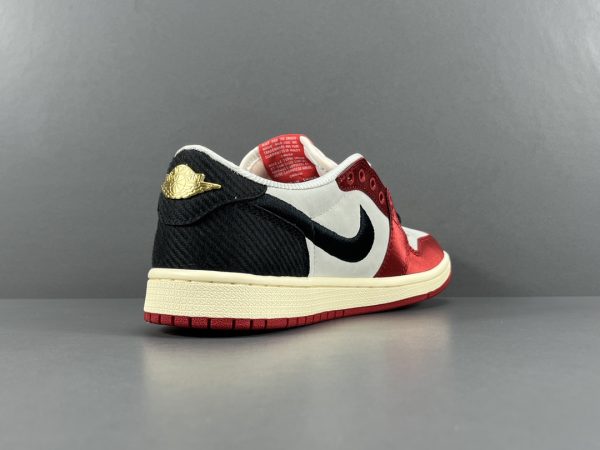 Trophy Room x Air Jordan 1 Low OG＂Away - Image 6