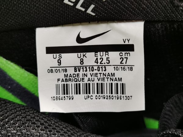 SB Dunk Low Staple Panda Pigeon - Image 9