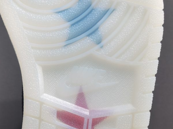 Air Jordan 1 Retro High OG“Freeze Out” - Image 5