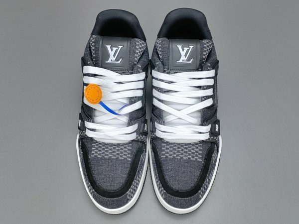Trainer - Image 4