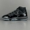 Air Jordan 11 retro cap and gown