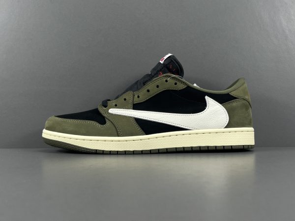 Travis Scott  x Jordan Air Jordan 1 Low OG - Image 2