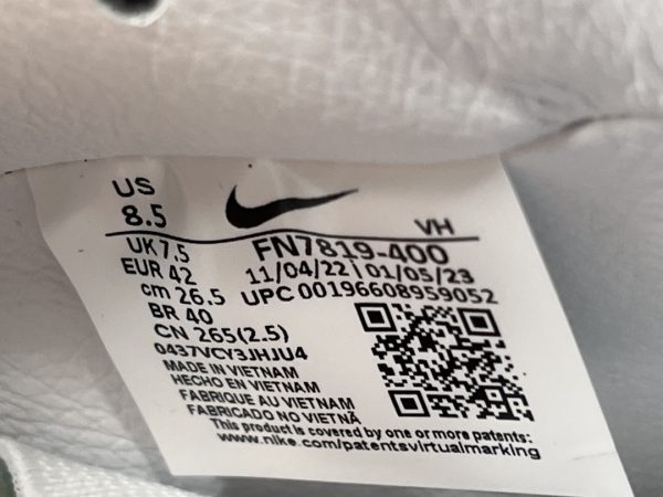 Born x Raised x Nike Dunk SB - Image 15