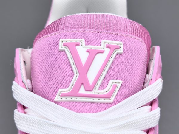 Trainer - Image 11