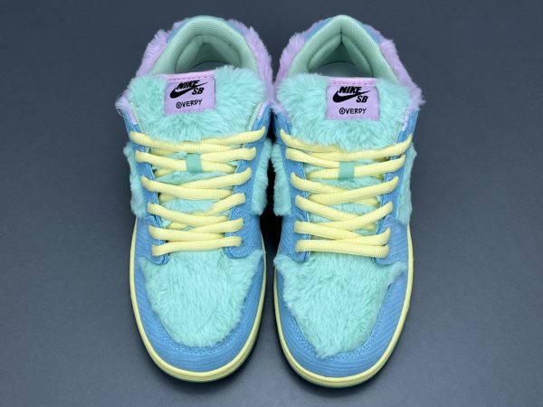 Verdy x Nike Dunk SB - Image 4