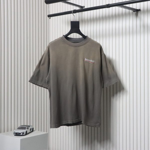 Balenciaga 25ss washed cola embroidery fried color hole short-sleeved T-shirt brown - Image 8