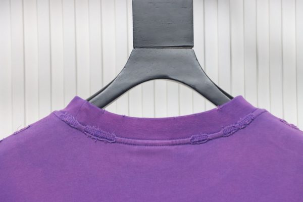 Balenciaga 25ss washed cola embroidery fried color hole short-sleeved T-shirt purple - Image 4