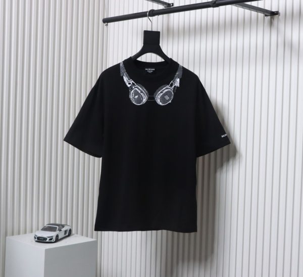 Balenciaga Hot Diamond Earphone Short Sleeve Black - Image 2