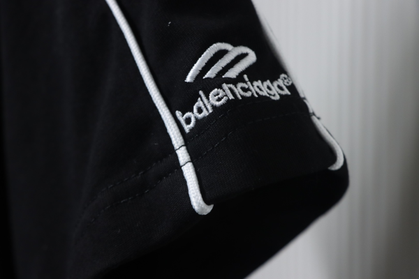 Balenciaga Lion Crest Soccer T-Shirt Black - Image 8