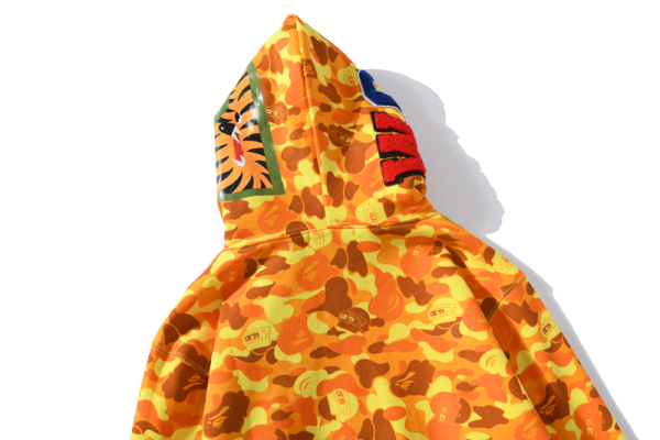 BAPE x PUBG joint model PlayerUnknown's Battlegrounds orange - Image 4