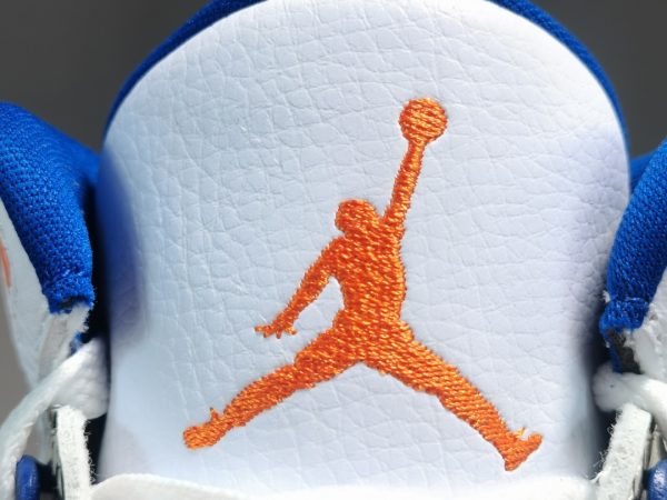 Air Jordan 3  Knicks - Image 2