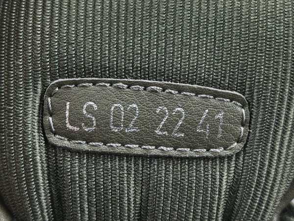 B27 - Image 9
