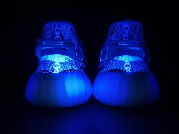 Yeezy Boost 350 V2 ‘Zebra’ - Image 12