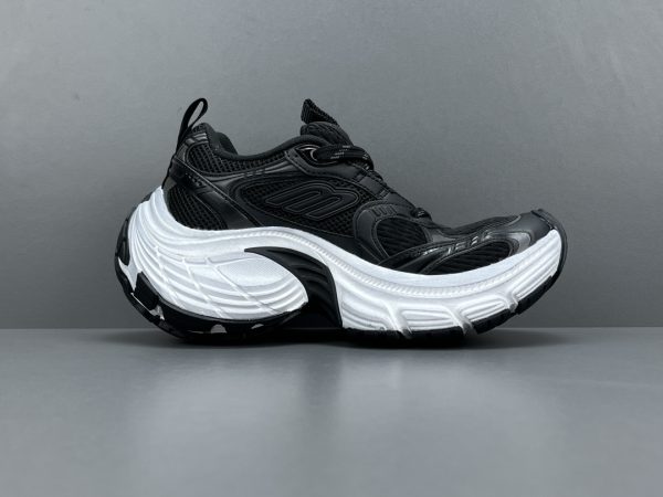 10XL - Image 6