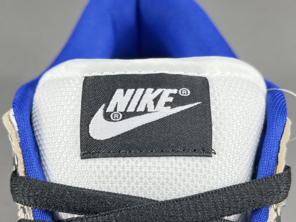 Supreme x Nike DUNK SB Low nyc - Image 11