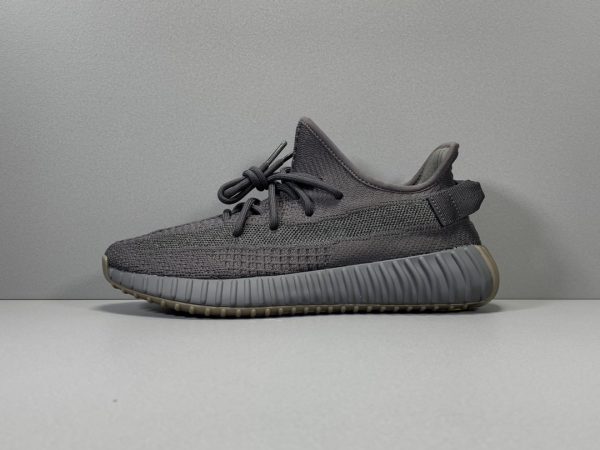 Yeezy Boost 350 V2 ‘Cinder Reflective’