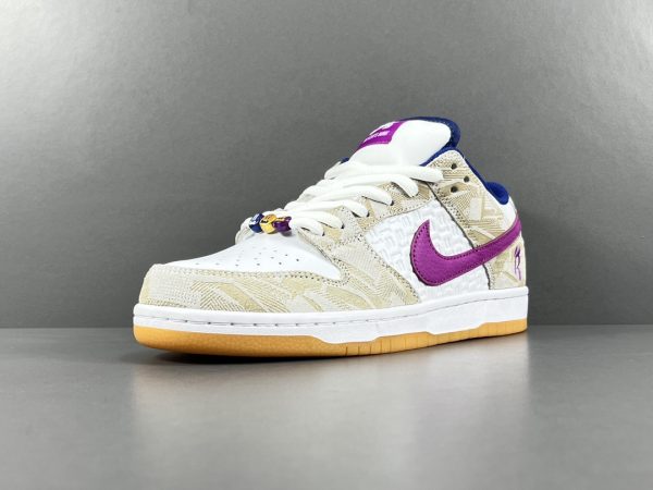 Rayssa Leal x Nike DUNK SB Low - Image 3