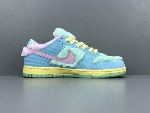 Verdy x Nike Dunk SB - Image 6