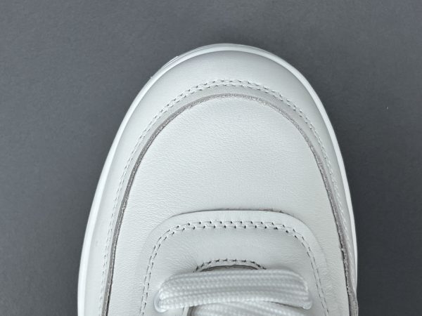 24p - Image 9