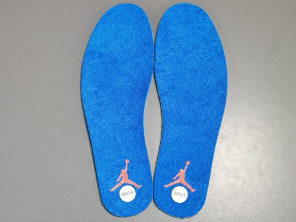 Air Jordan 3  Knicks - Image 4